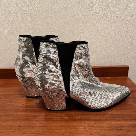 Women's So Me Silver Sequin Party Holiday Ankle Boots New without box size 7 - Picture 6 of 6